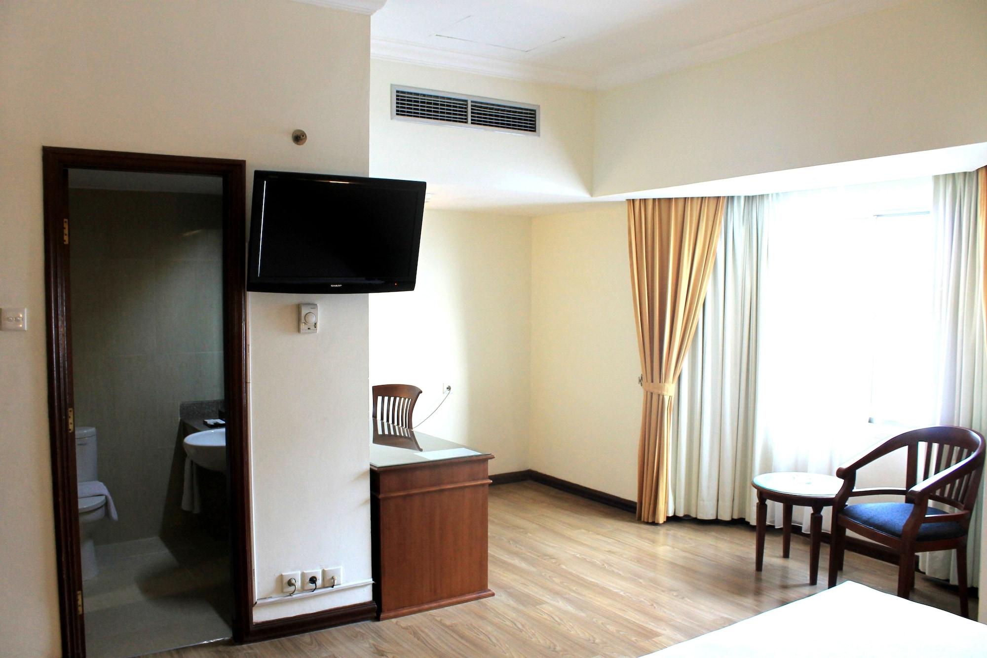 Grand Zuri Pekanbaru Exterior photo