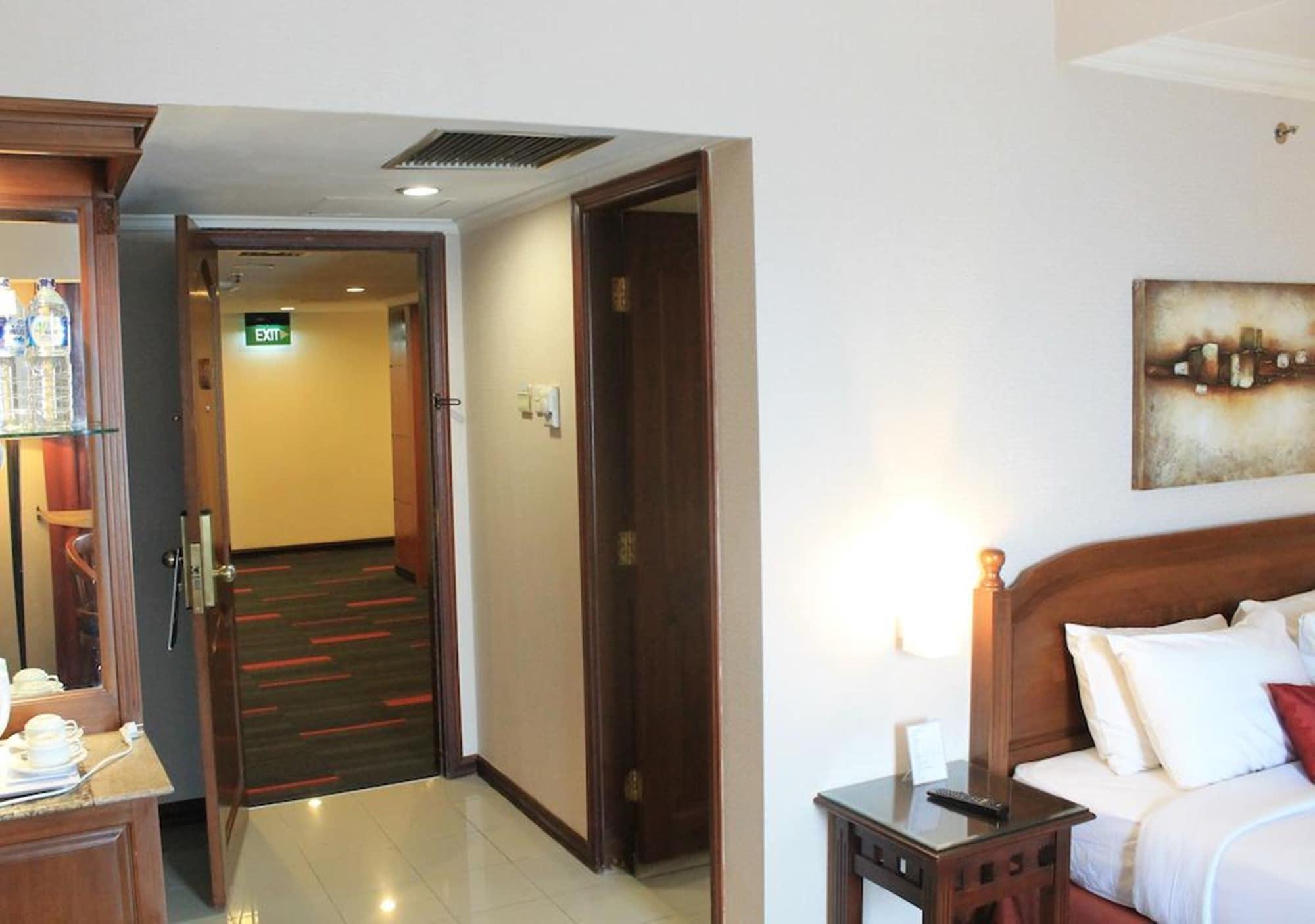 Grand Zuri Pekanbaru Exterior photo