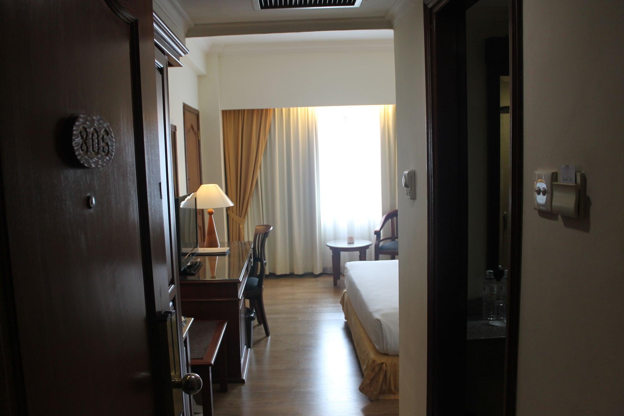 Grand Zuri Pekanbaru Exterior photo
