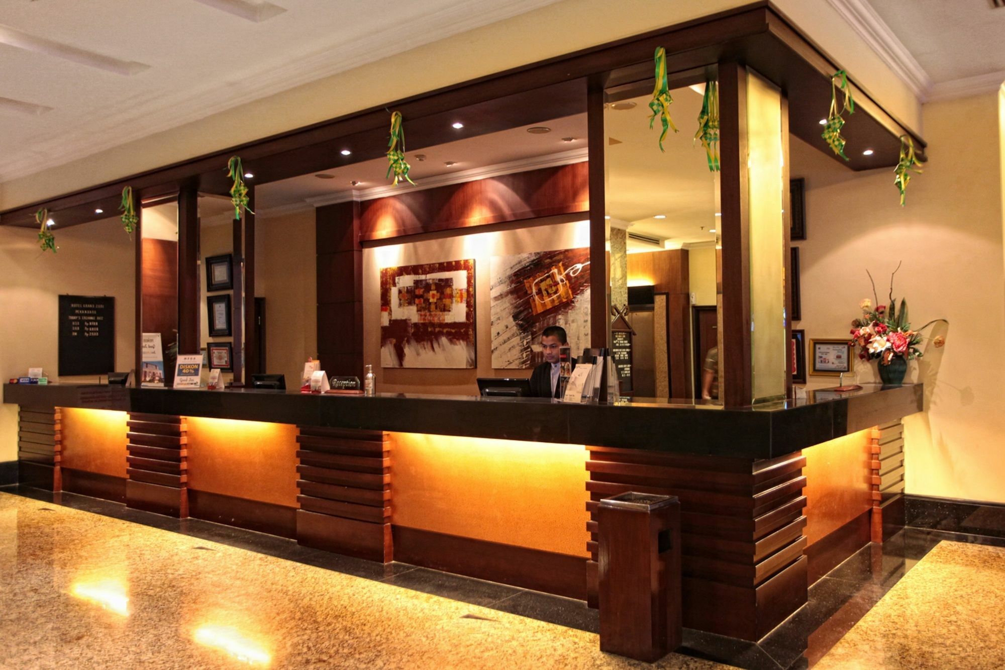 Grand Zuri Pekanbaru Exterior photo